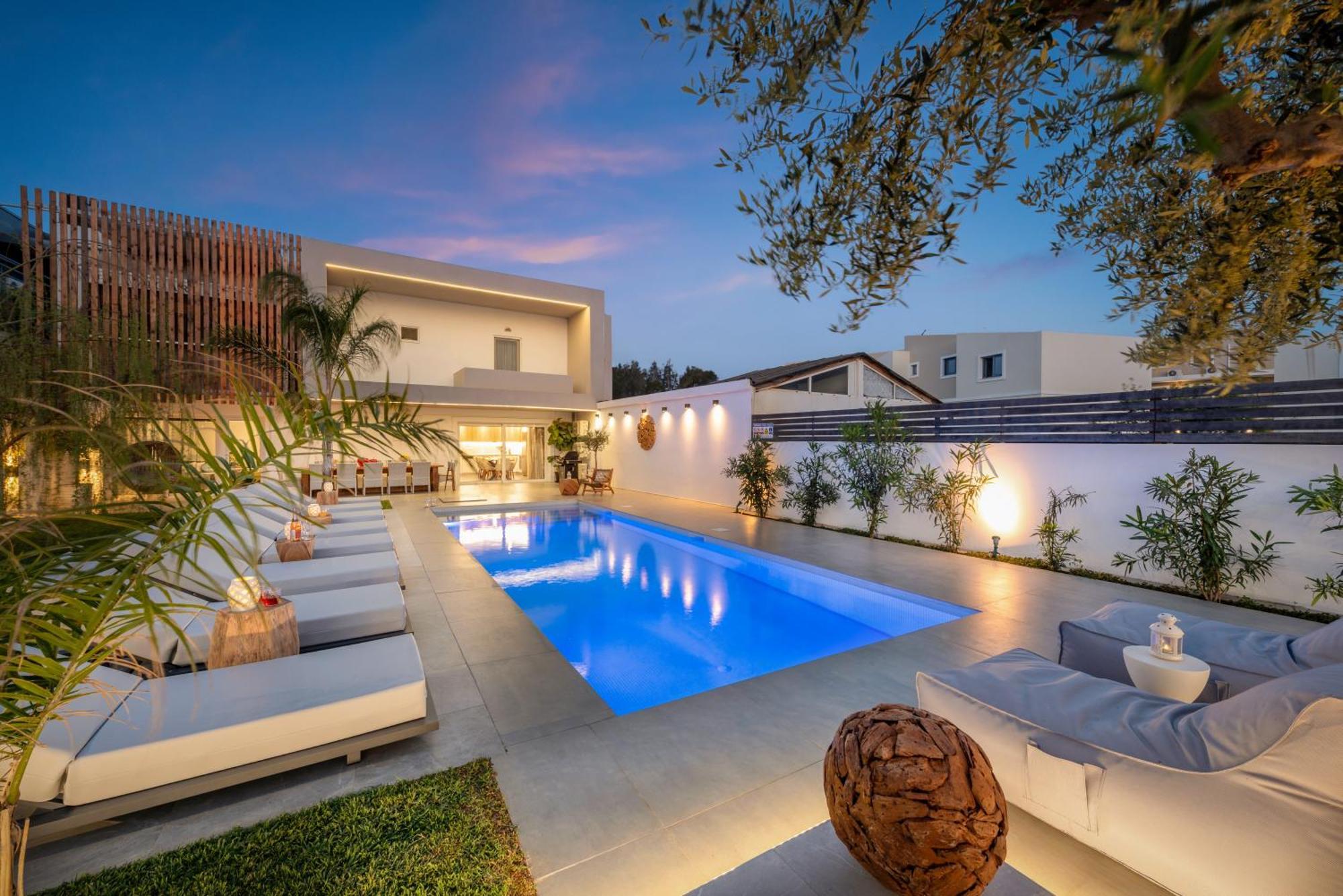 Hypnosis Beachside Villa With Private Heated Pool Георгіуполіс Екстер'єр фото